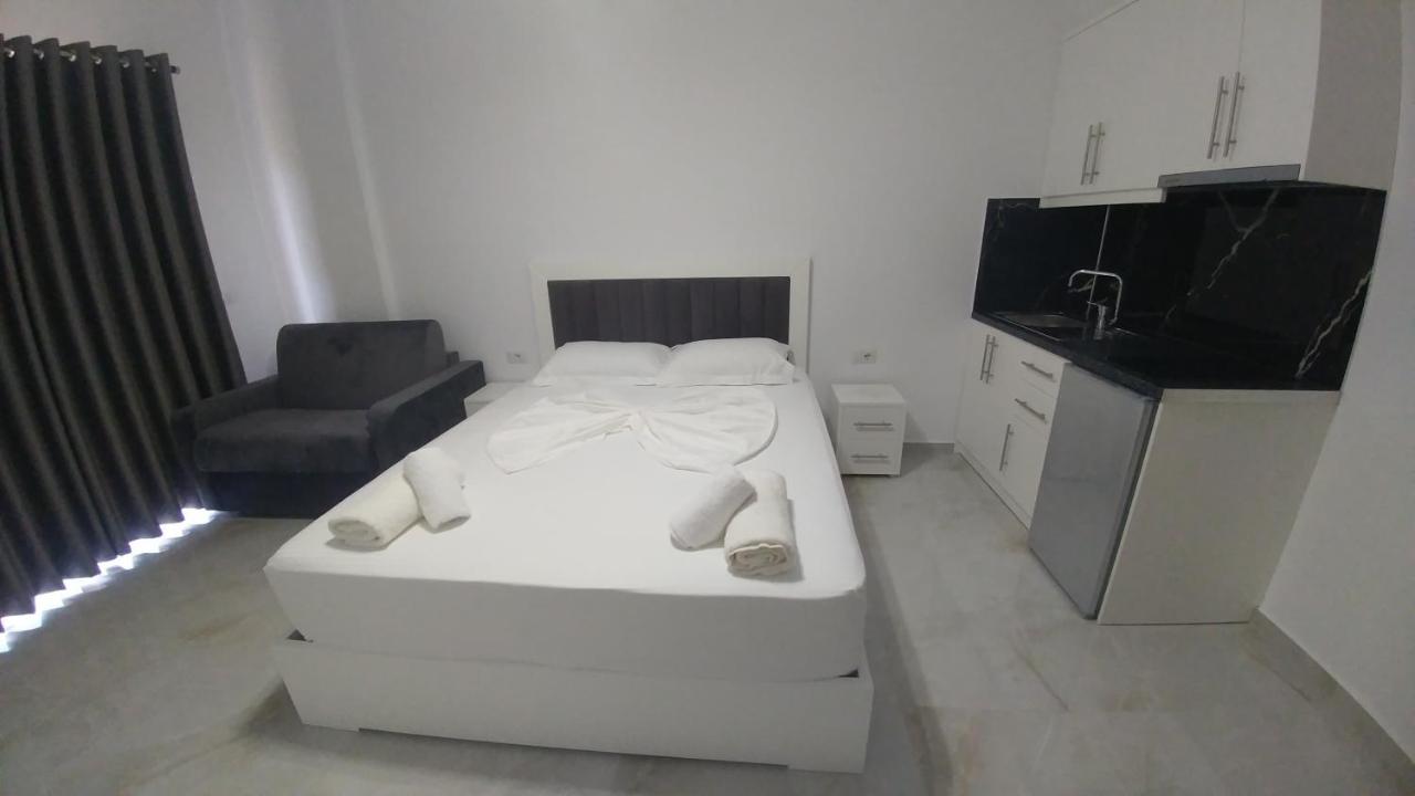 Hotel Zeka Εξαμίλιο Εξωτερικό φωτογραφία
