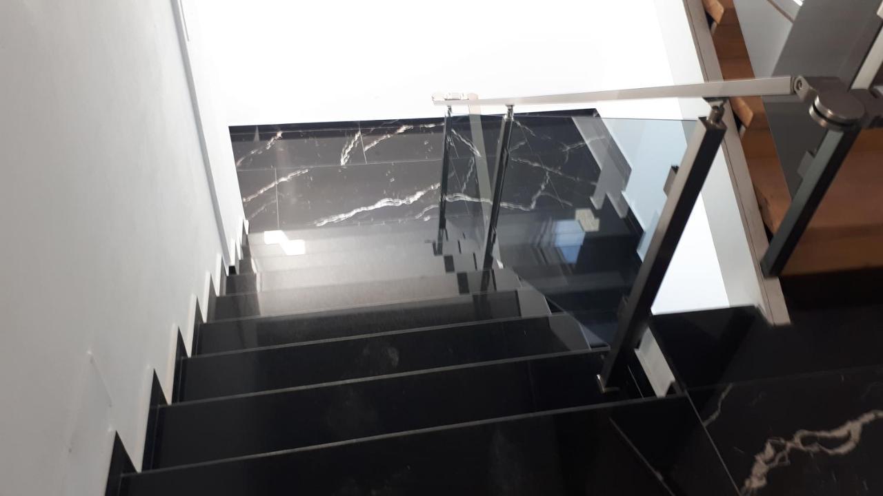 Hotel Zeka Εξαμίλιο Εξωτερικό φωτογραφία