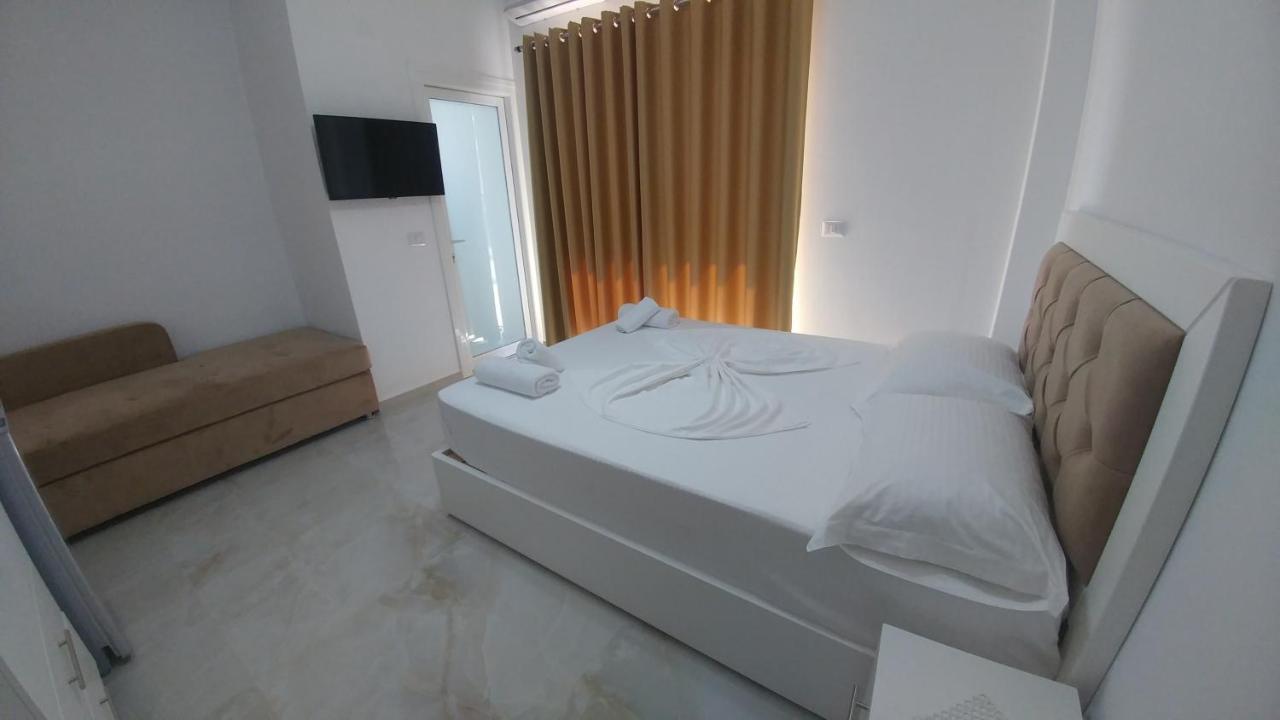 Hotel Zeka Εξαμίλιο Εξωτερικό φωτογραφία