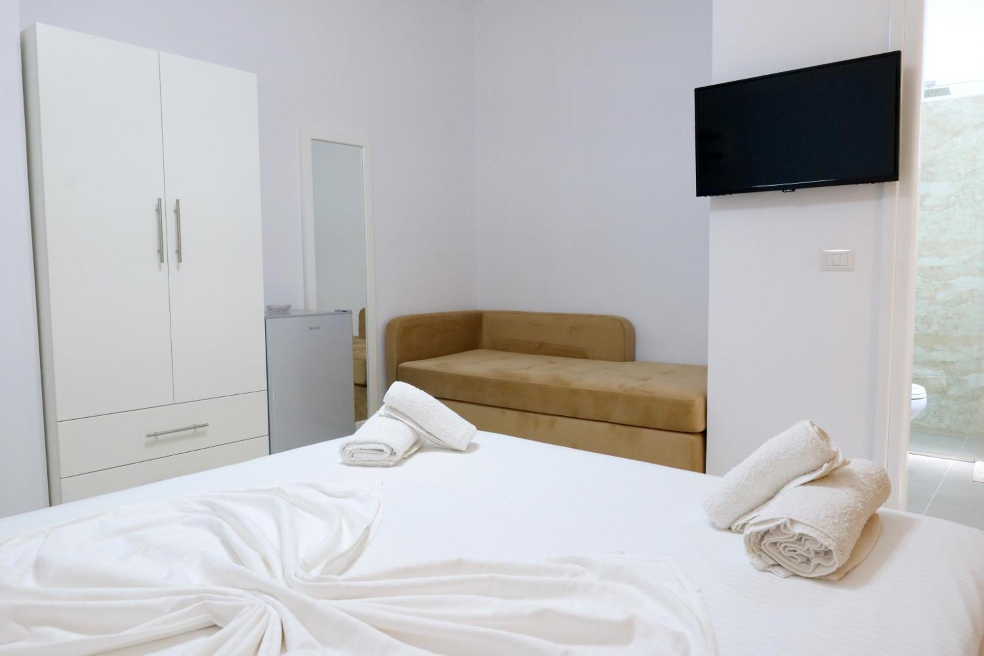 Hotel Zeka Εξαμίλιο Εξωτερικό φωτογραφία