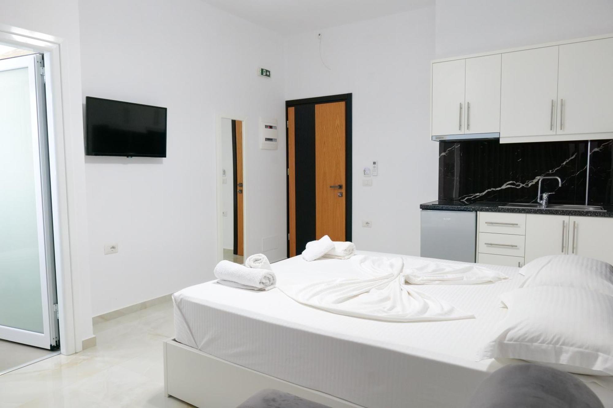 Hotel Zeka Εξαμίλιο Εξωτερικό φωτογραφία