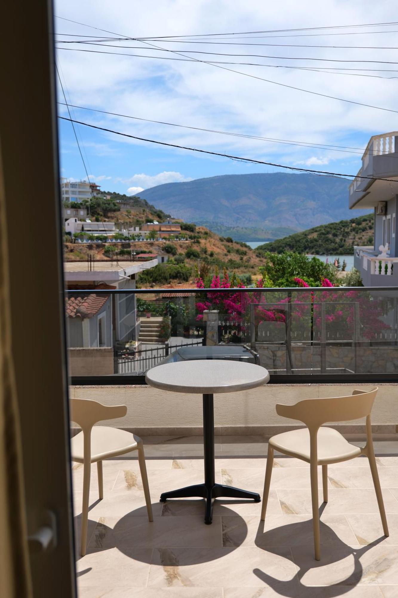 Hotel Zeka Εξαμίλιο Εξωτερικό φωτογραφία