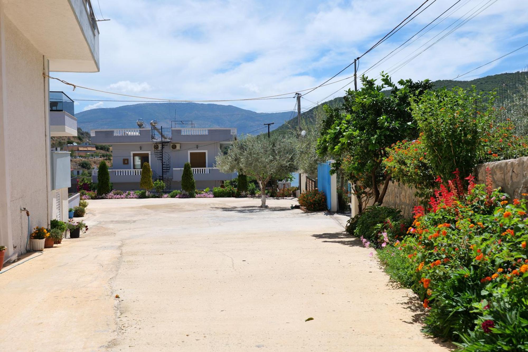 Hotel Zeka Εξαμίλιο Εξωτερικό φωτογραφία