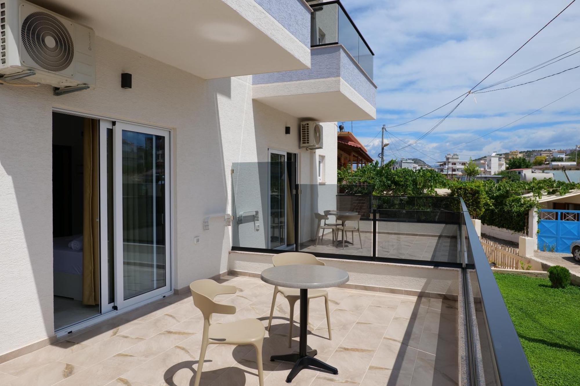 Hotel Zeka Εξαμίλιο Εξωτερικό φωτογραφία